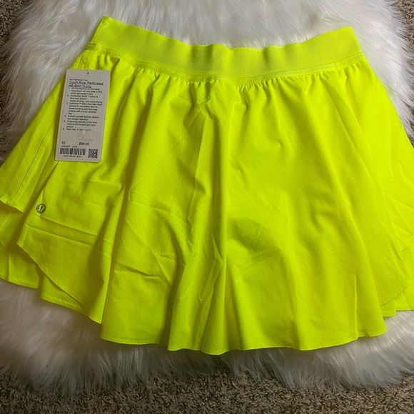 Lululemon Court Rival Perforated HR skirt*long Size 10 Yellow HIYE NWT - Picture 5 of 6